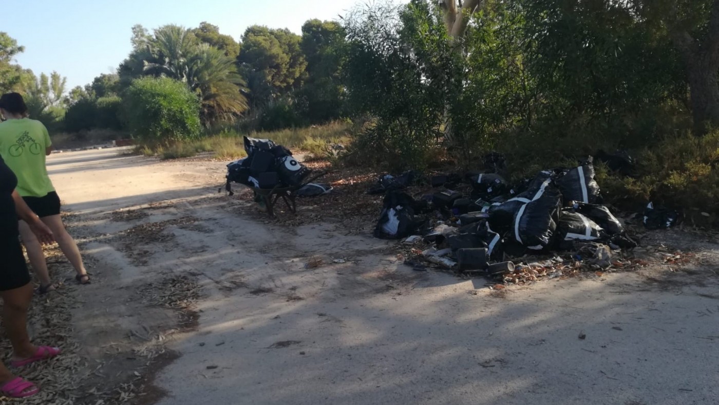 Vecinos De La Urbanizaci N Bah A Bella Denuncian El Abandono Y Suciedad