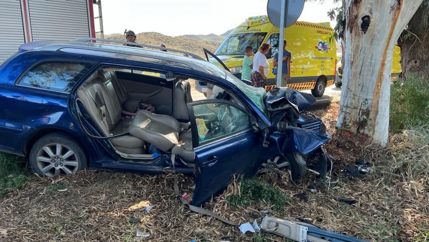 Dos mujeres heridas en un accidente de tráfico en la carretera de