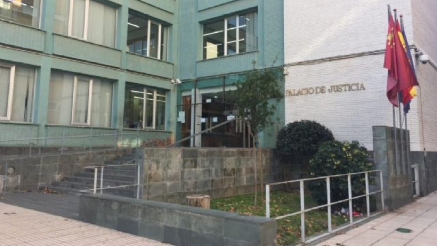 CCOO y UGT recuren la fianza de 30.000 por personarse en el proceso judicial sobre irregularidades en el Puerto de Cartagena