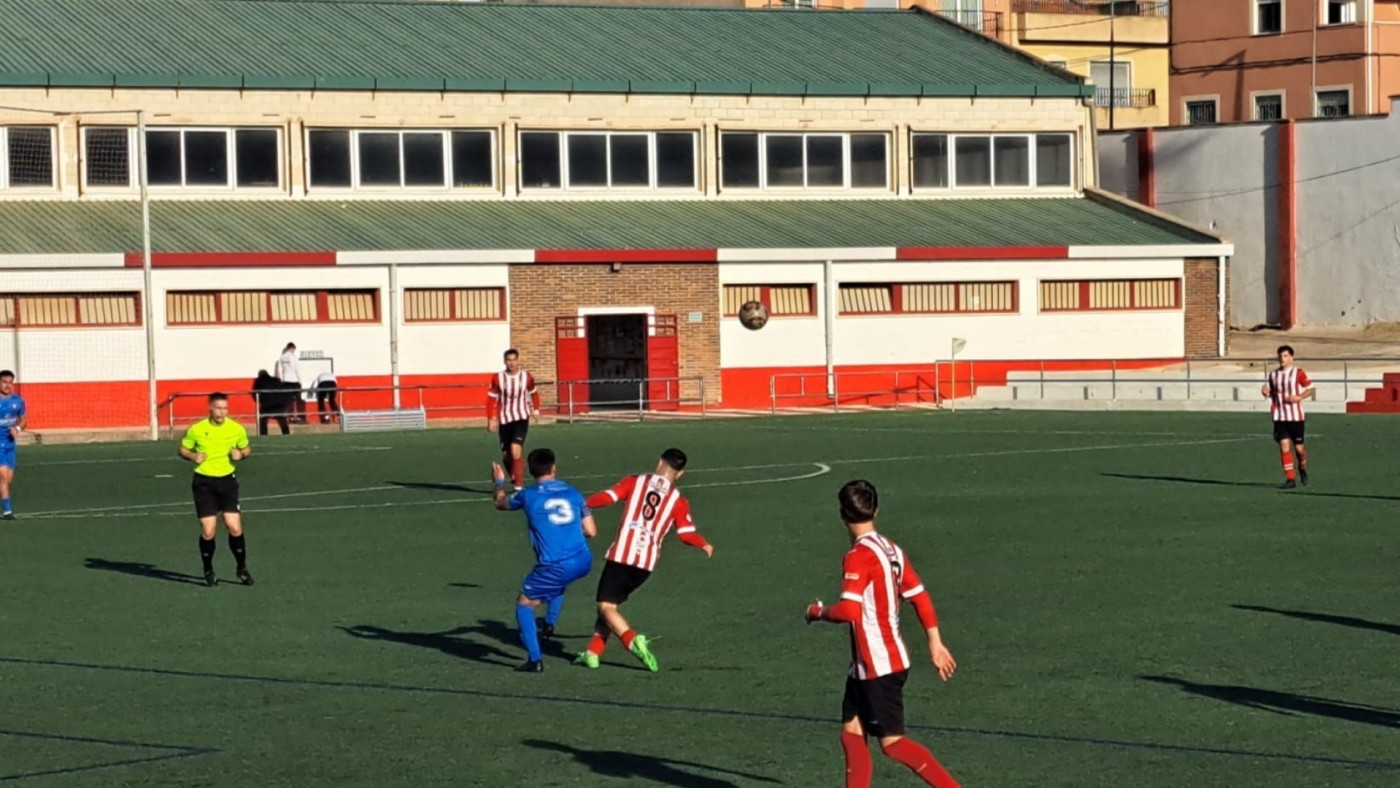 El Bullense respira a costa del Bala Azul (2-1)