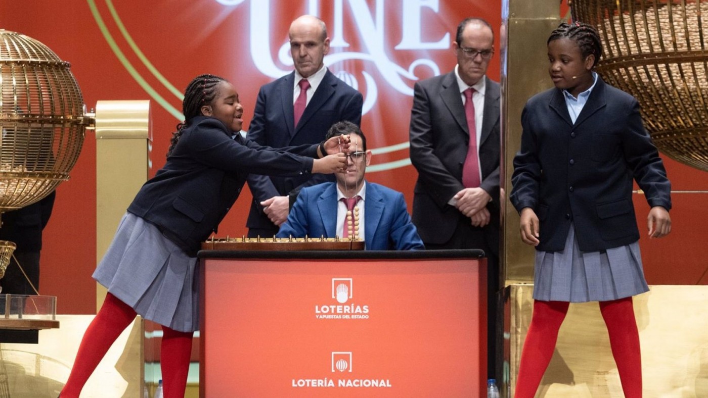 El primer, segundo y tercer premio de la Lotería de Navidad tributan a Hacienda