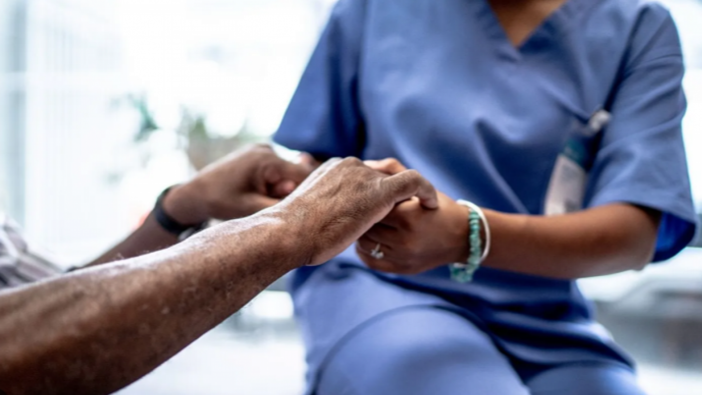 El personal sanitario de las concesionarias sanitarias privadas informará a los usuarios de las condiciones laborales de la plantilla 