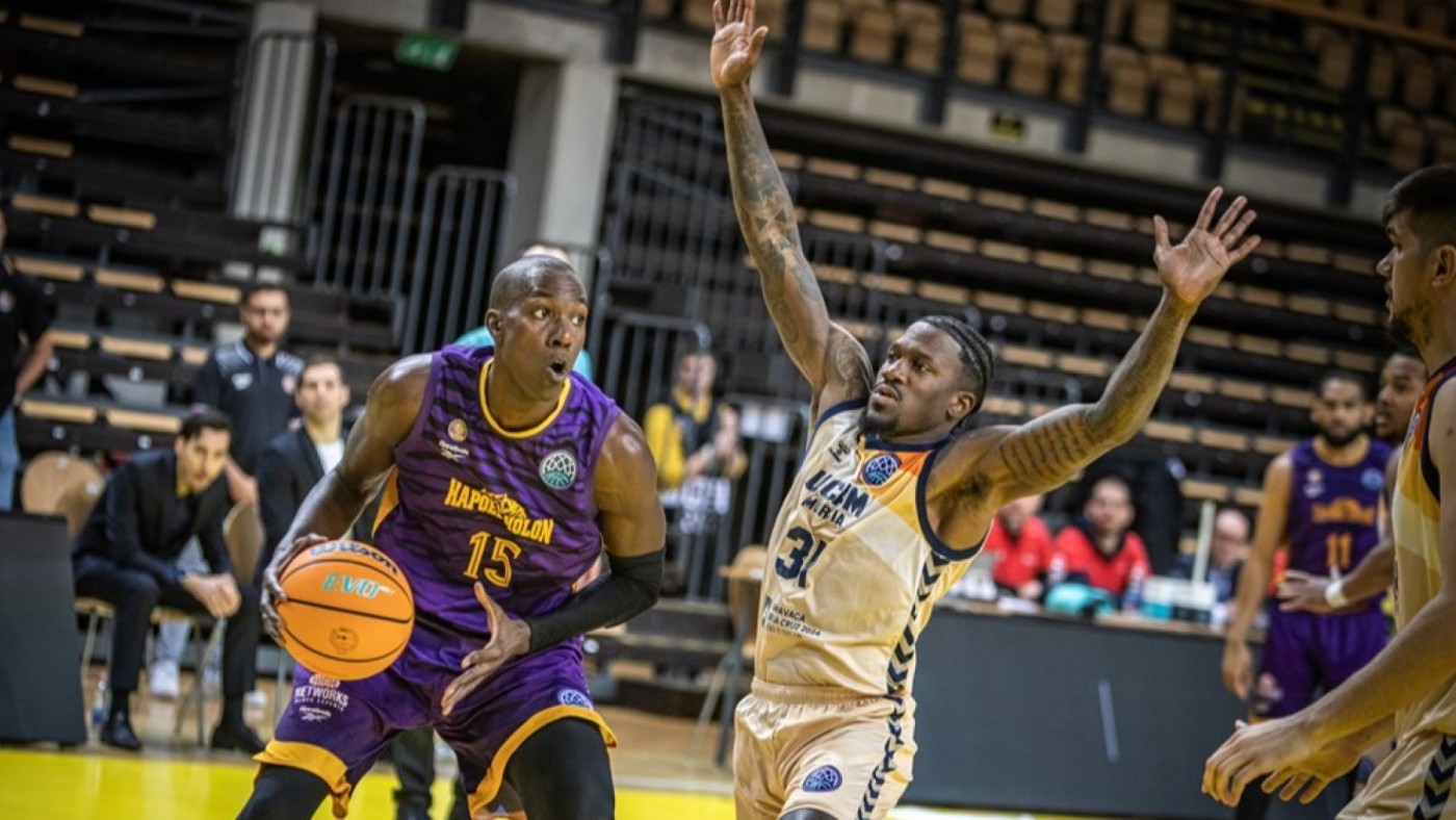El UCAM pasa a cuartos como líder pese a su derrota frente al Hapoel (64-60)