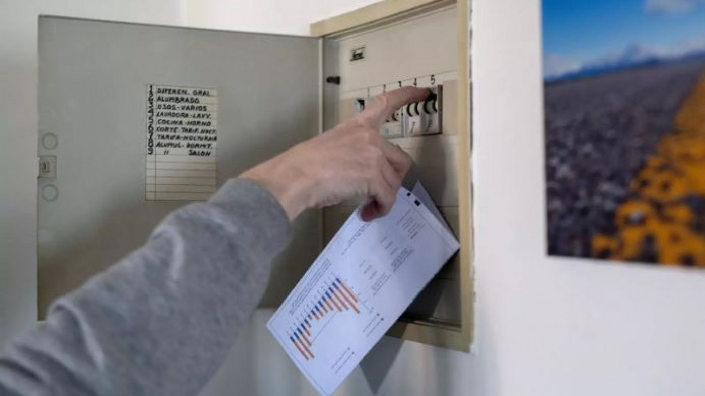 La luz vuelve a bajar este lunes y registra el menor precio desde pasado 27 de diciembre