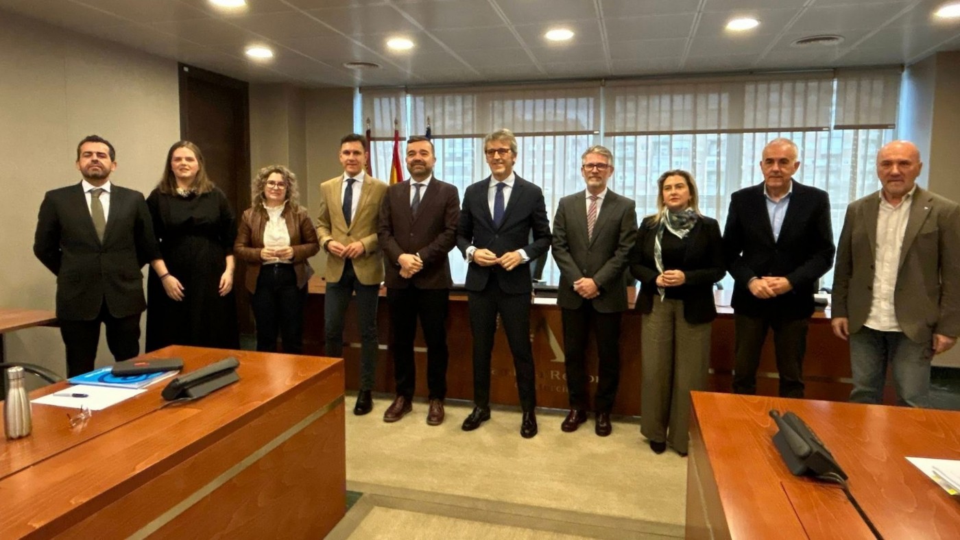 Marín promete más transparencia en el Servicio Murciano de Salud, responsable del 99% de la deuda en 2022