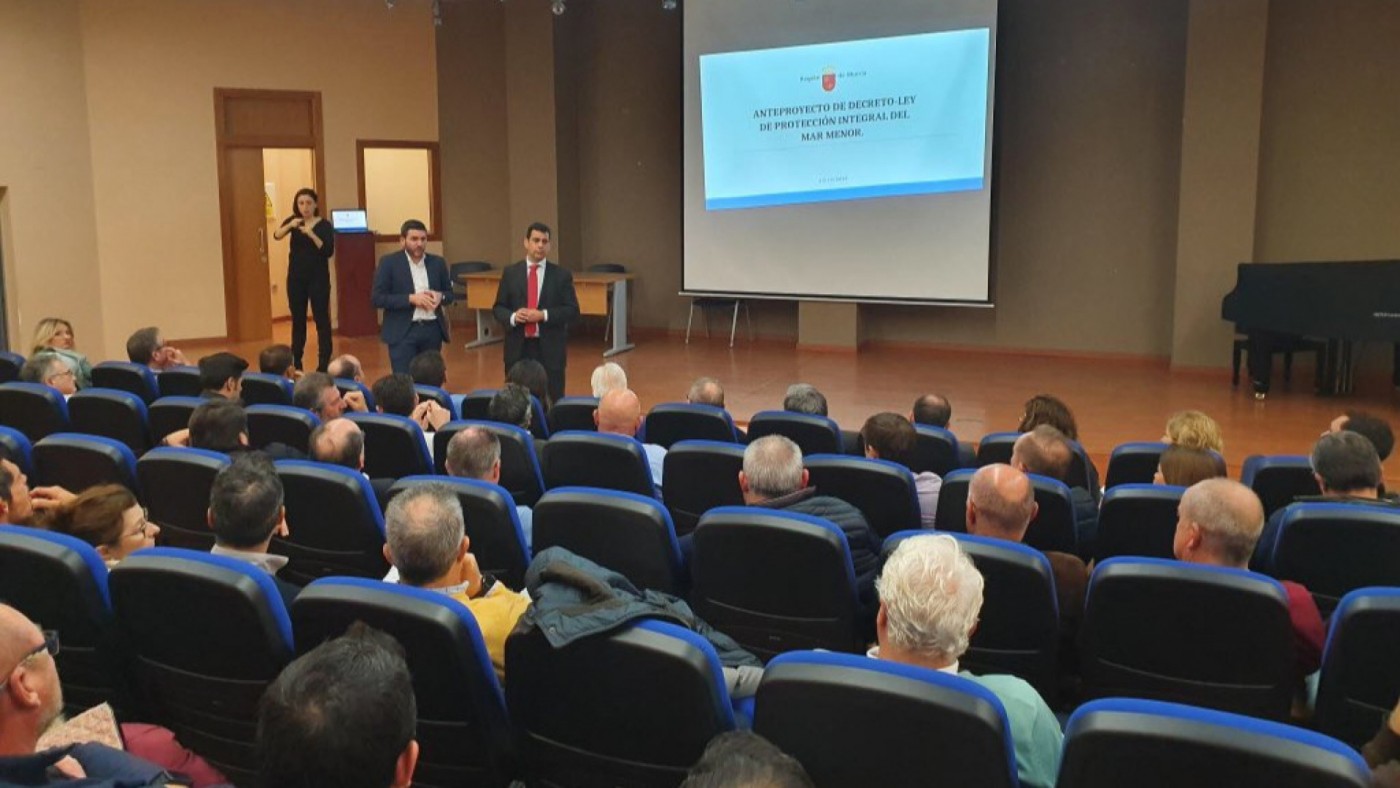Reunión celebrada este martes por la tarde en San Javier
