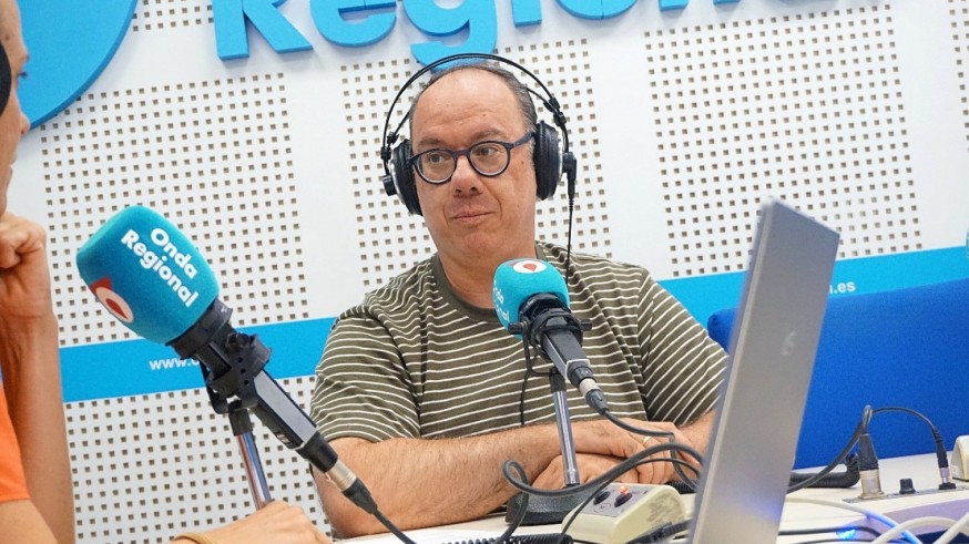Con Tomás García hablamos de la voz de la mujer en nanas, canciones de cuna o arrorrós de Cáceres, Zamora, Málaga o Alicante