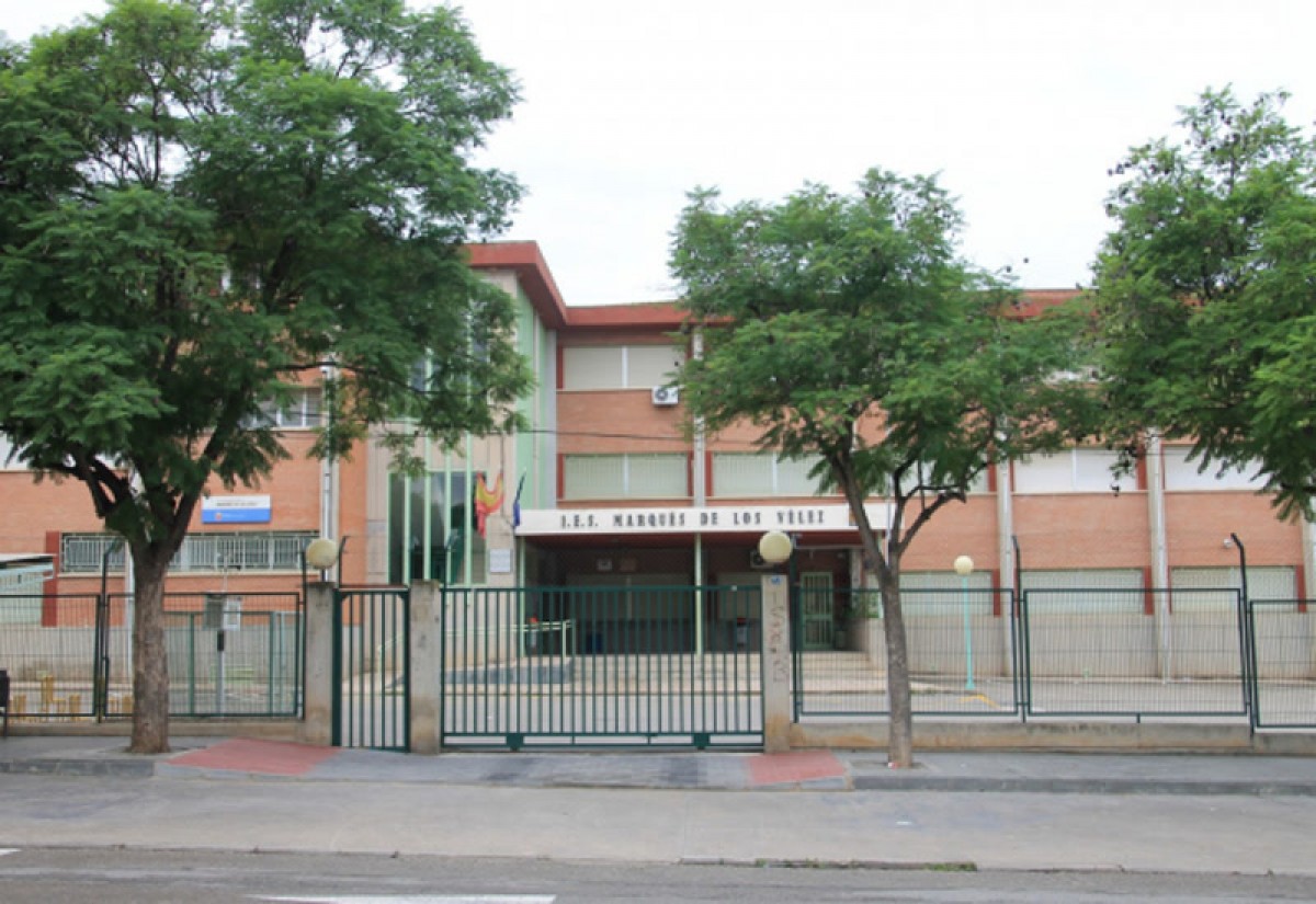 Carlos Alcaraz Ies Marques De Los Velez Educación dice que la agresión a un alumno en un instituto de El Palmar es  una "situación puntual" | ORM