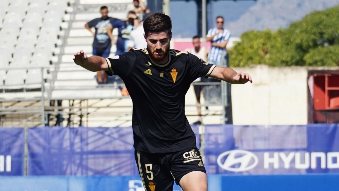 Zalaya: "El Murcia está más sólido, nos sentimos fuertes, y arriba hay pólvora"