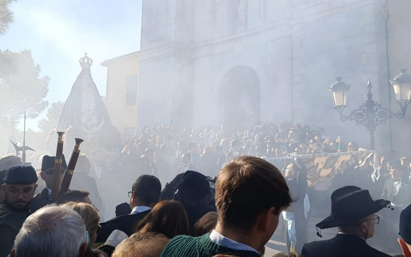 GALERÍA | Yecla acoge a su patrona tras un día de pólvora y devoción