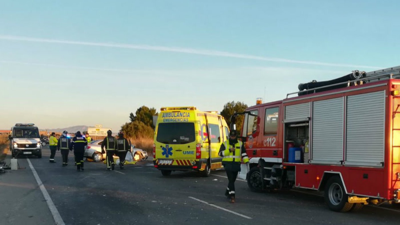 Dos muertos en una colisión entre un turismo y una furgoneta en Torre Pacheco