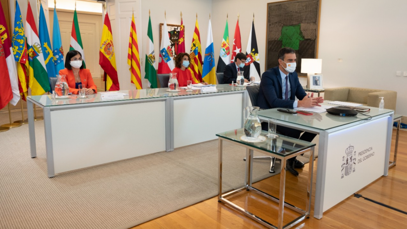 Sánchez y varios ministros, en la reunión telemática