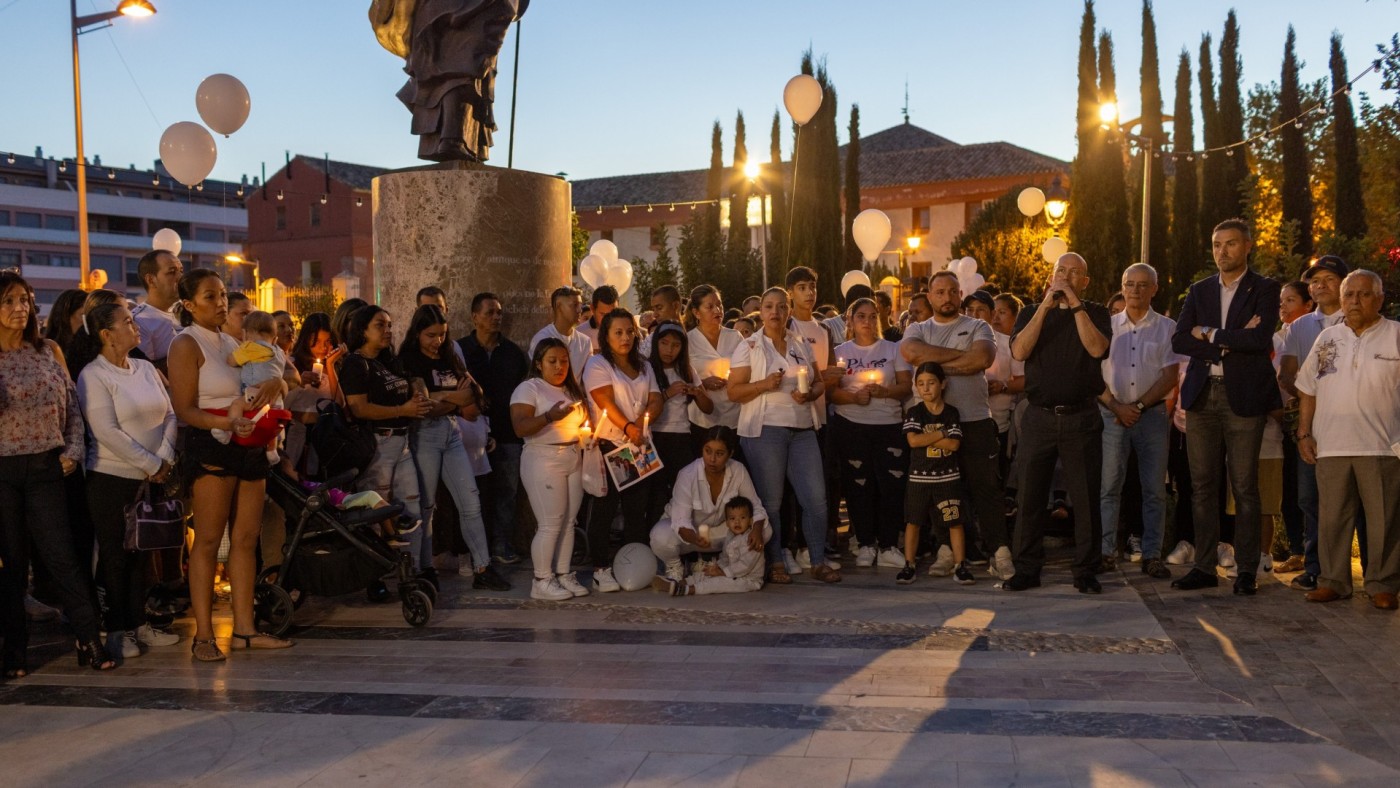 Las familias ya velan a las 13 víctimas del incendio de Atalayas 