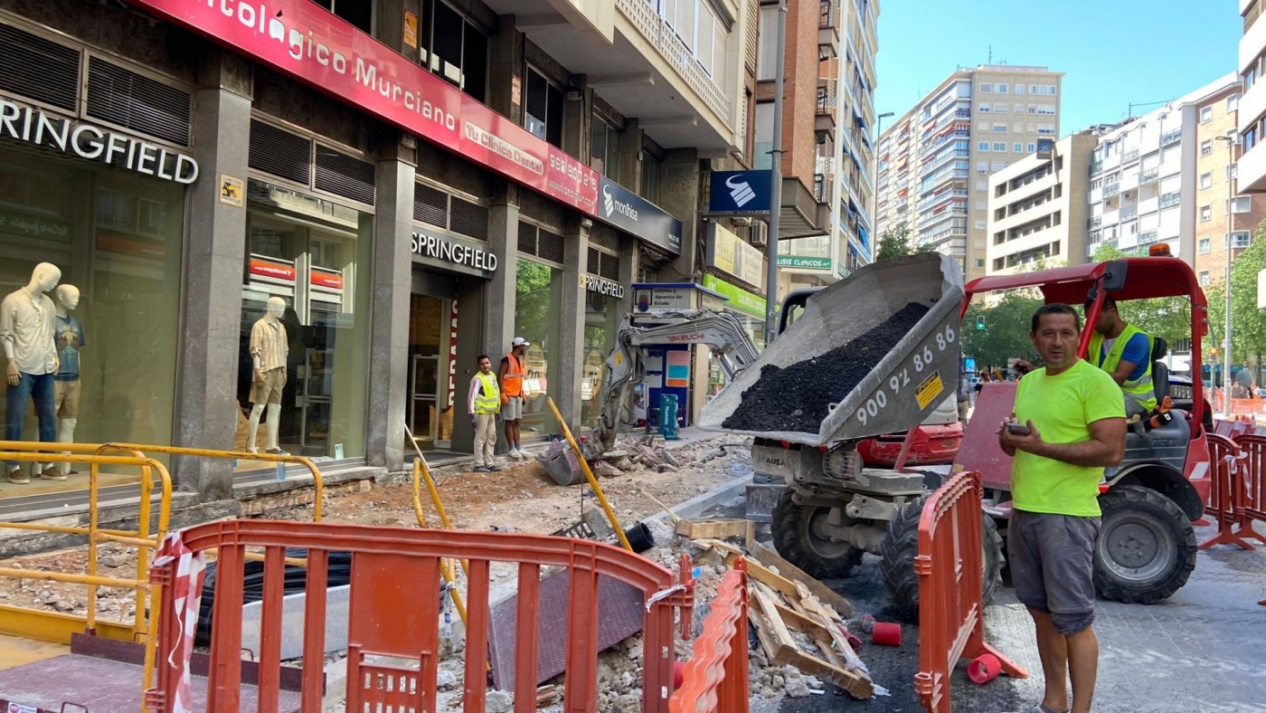 CCOO denuncia las condiciones de trabajo en las obras de movilidad durante la ola de calor