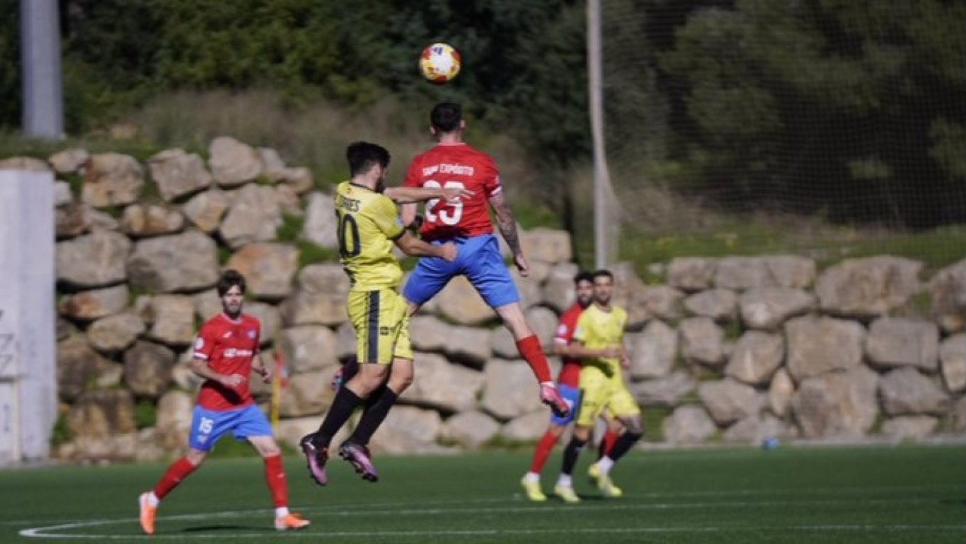 La Deportiva Minera rasca un empate ante el Estepona (0-0)