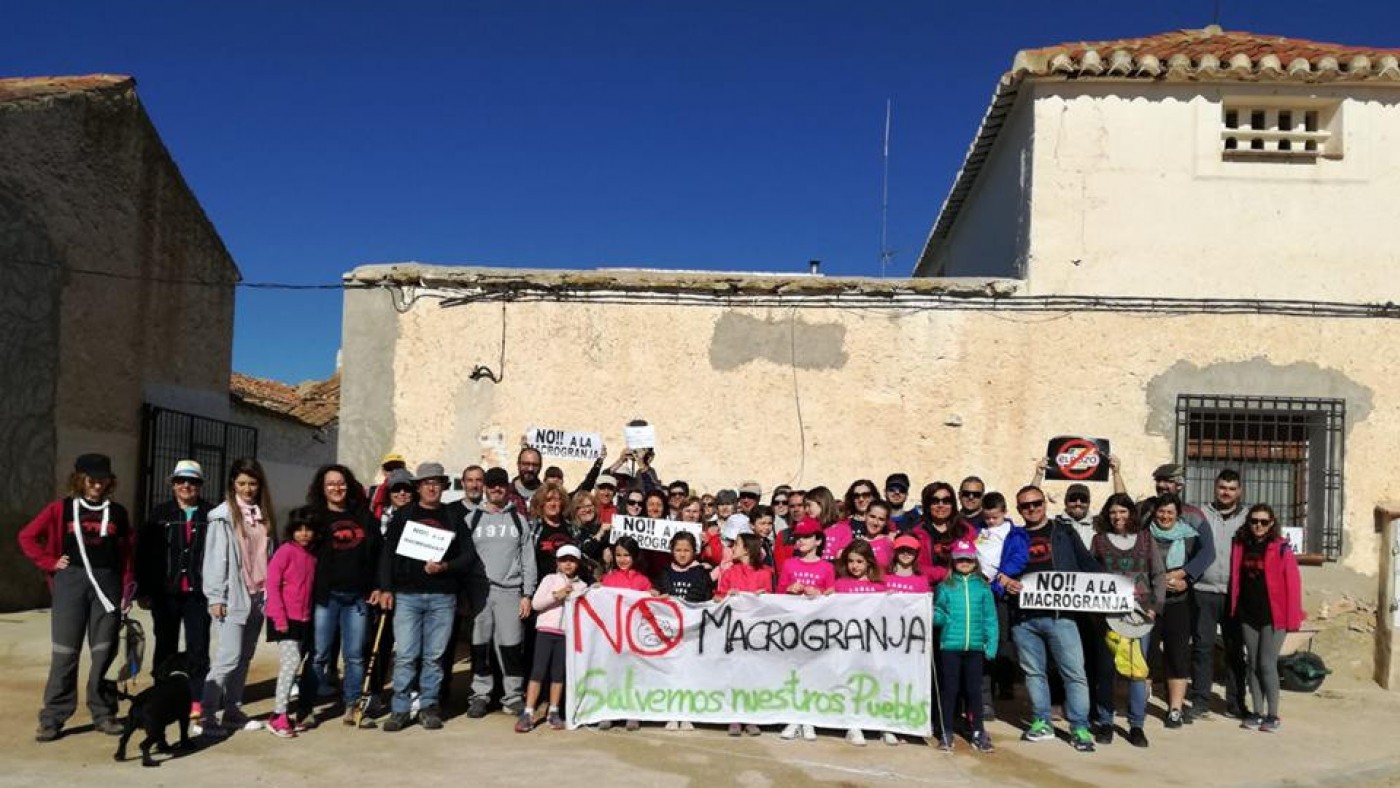 La ganadería intensiva produce enormes emisiones de CO2, debido a la exportación masiva y a la importación de grano