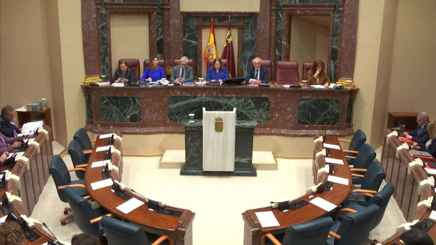 Curiosidades y anécdotas del regreso de los plenos de la Asamblea al hemiciclo reformado