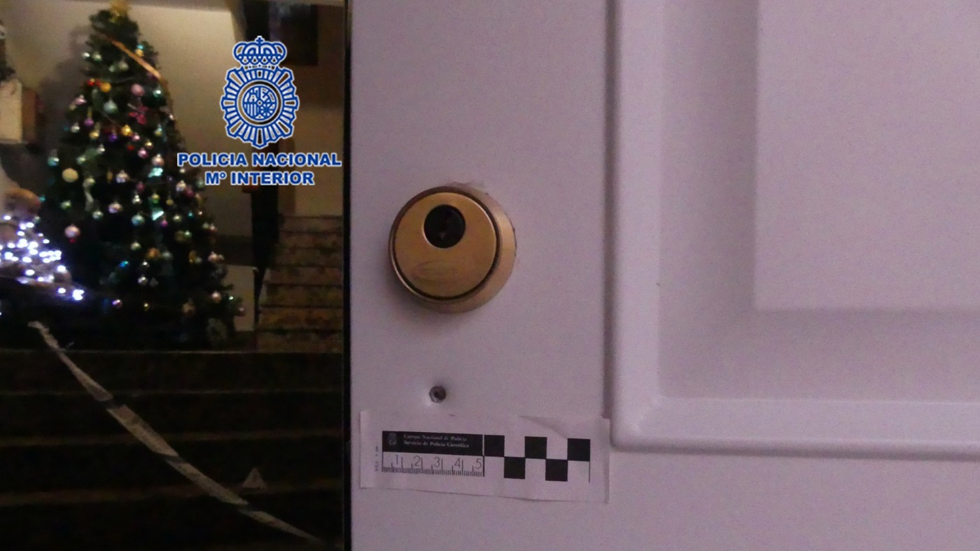 Detenidas 4 personas por disparos en un inmueble utilizado como casa de citas en Alcantarilla