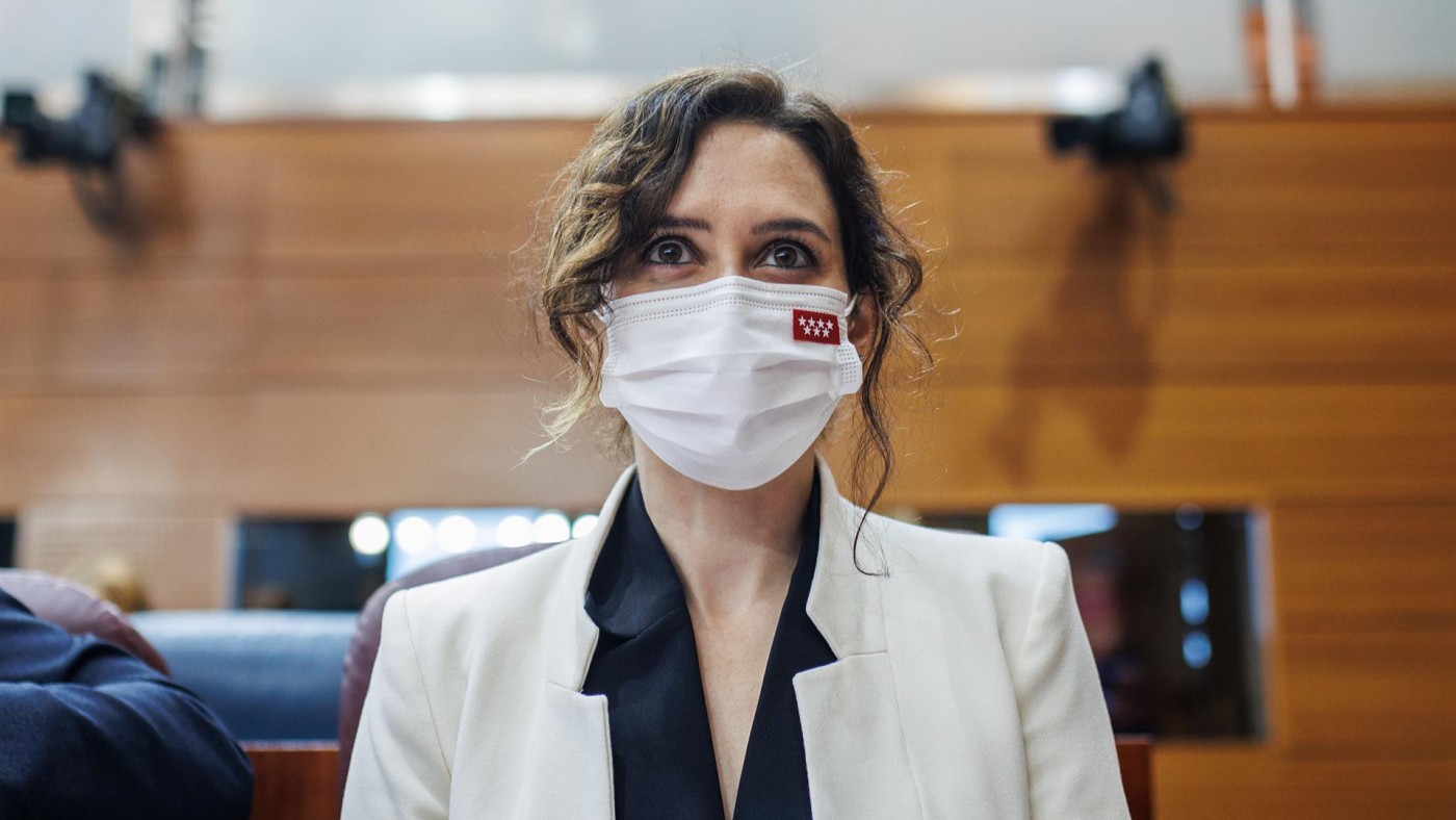 Ayuso denuncia que la dirección del PP va contra ella acusándola de corrupción y exige responsabilidades