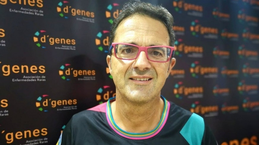D'Genes denuncia la dificultad para acceder al Centro de Día especializado en Totana