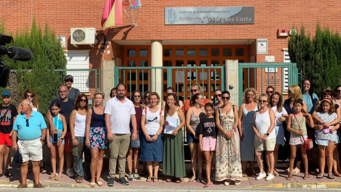 240 alumnos empiezan el curso en el IES de Los Alcázares con clases telemáticas