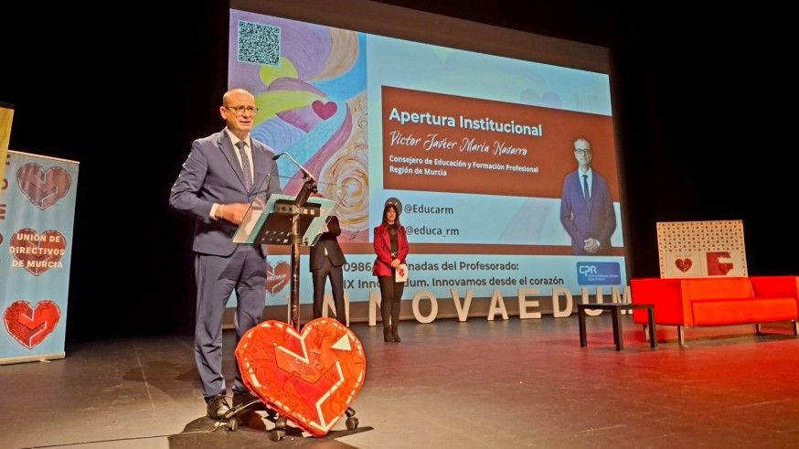 Más de 800 docentes se han reunido en la IX Jornada de Innovaedum