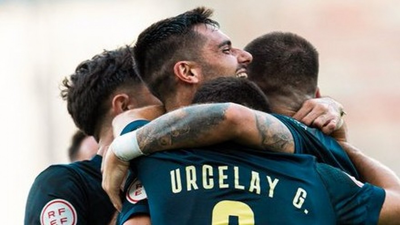 Victoria de líder del UCAM Murcia ante el Xerez (1-2)