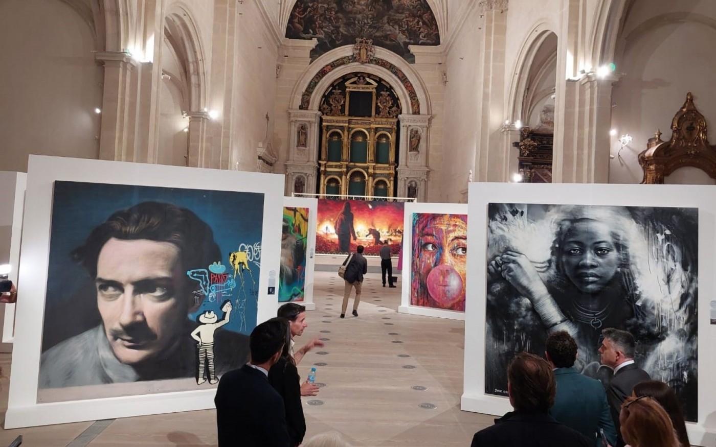 (GALERÍA DE FOTOS) Inauguración de la exposición "De vándalos a leyendas. Arte urbano"