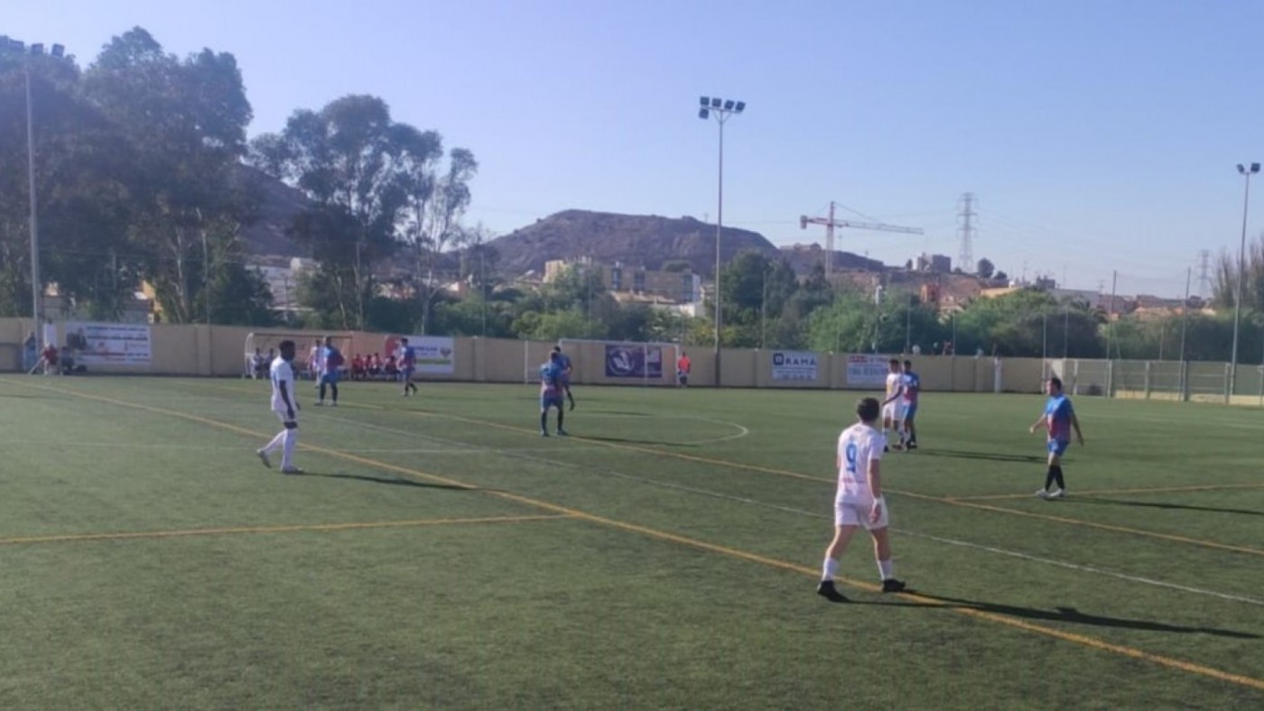 El Caravaca se lleva los tres puntos sobre la bocina ante la Minerva (1-2)