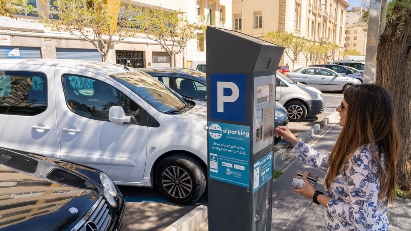 Próximamente no hará falta poner el tique de la ORA en el salpicadero del coche en Cartagena