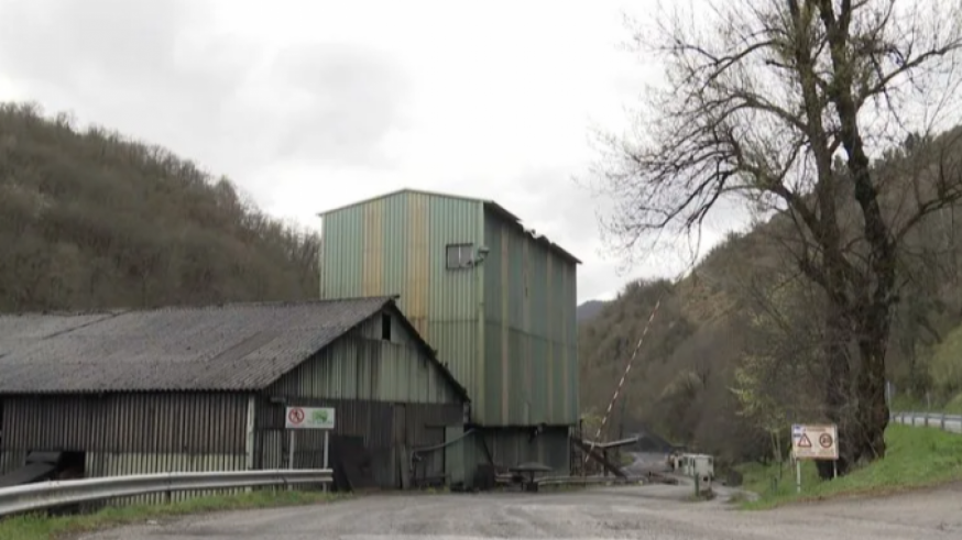 Dos fallecidos de los tres mineros atrapados en Cangas del Narcea en Asturias