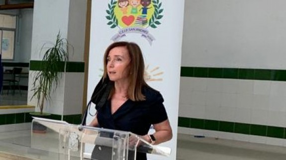 Belén López durante la presentación en el Colegio San Andrés