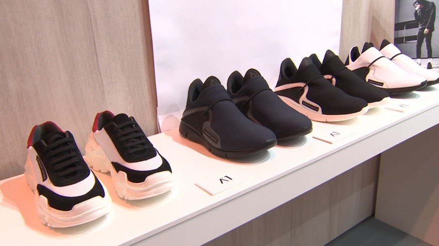 El modelo chino 'ultra fast-fashion' que puede acabar con la industria murciana del calzado