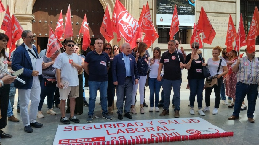 Sindicatos rinden homenaje a los 51 trabajadores fallecidos en 2022 durante su jornada laboral