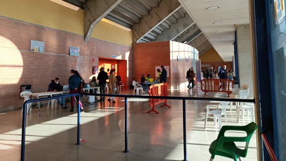 Vacunación esta mañana en el Palacio de los Deportes de Murcia. Foto: Elvira Sánchez