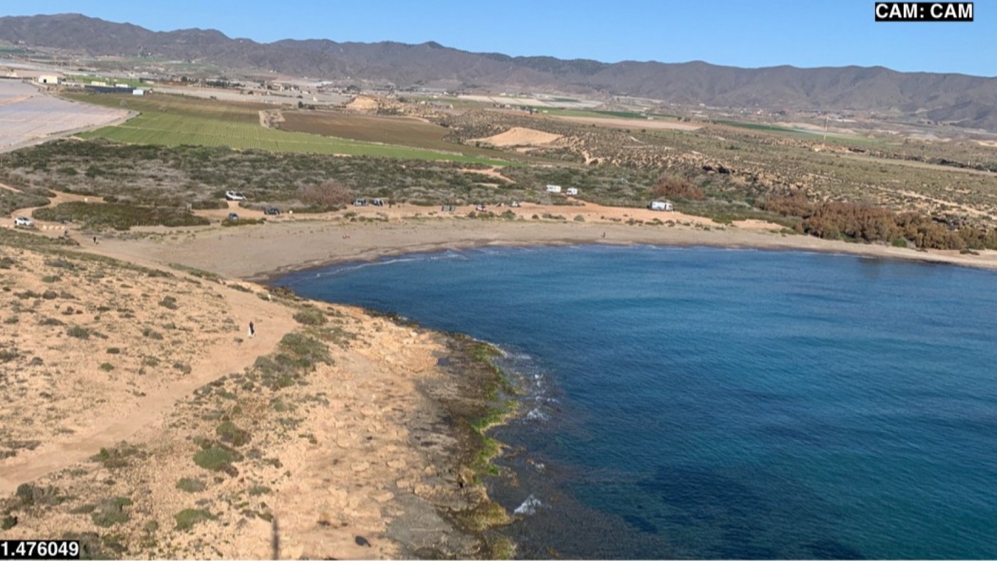 Emergencias busca a posibles náufragos de una patera en la costa de Águilas