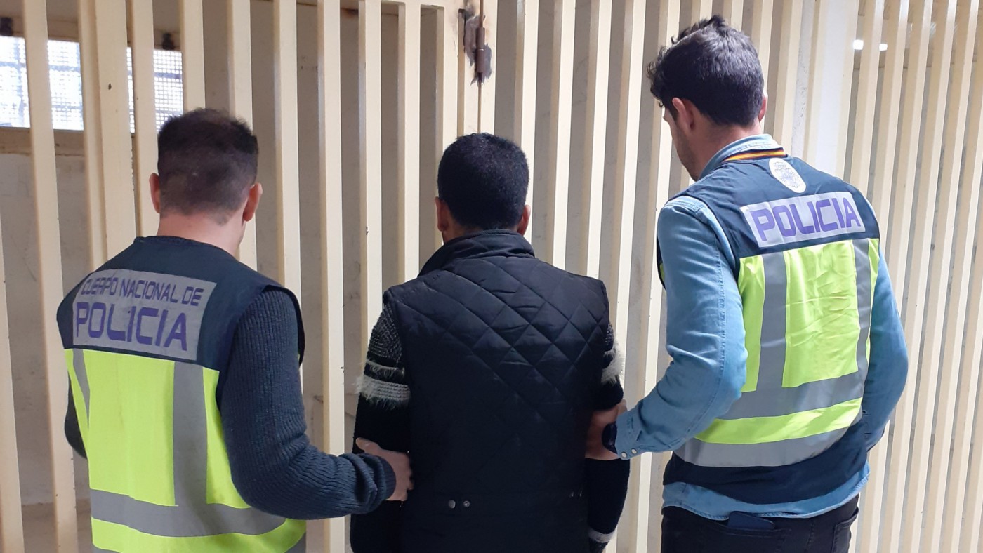 30 detenidos en la Región en 10 meses por cobrar viajes a inmigrantes desde Argelia