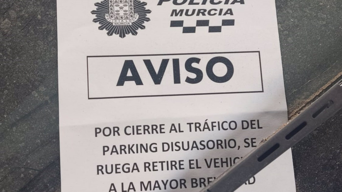 Prohibido estacionar en el aparcamiento de Barriomar bajo la autovía a partir de este lunes