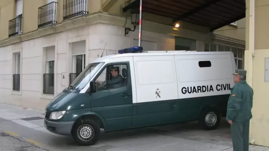 Un hombre mata presuntamente a su hijo de 10 años en Tenerife y hiere de gravedad a la madre