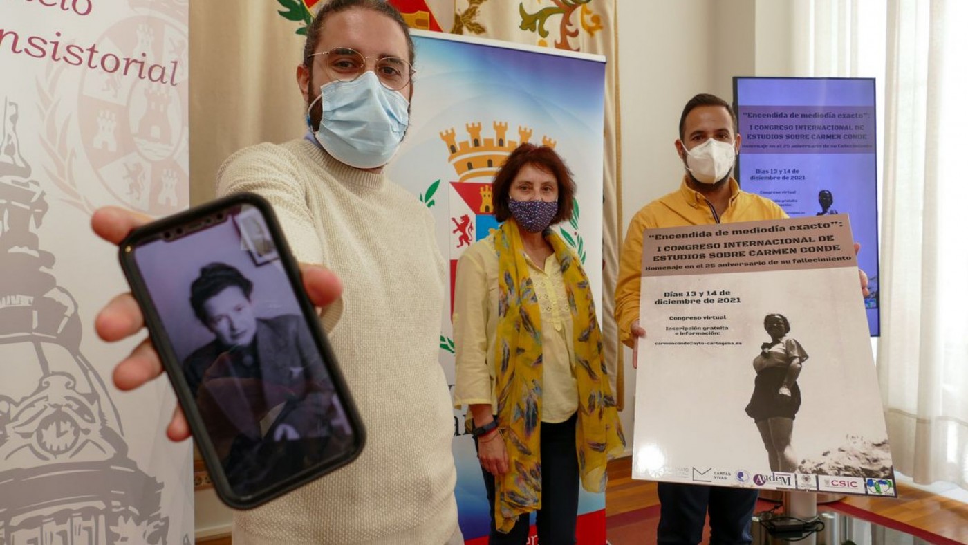 Presentación del congreso sobre Carmen Conde
