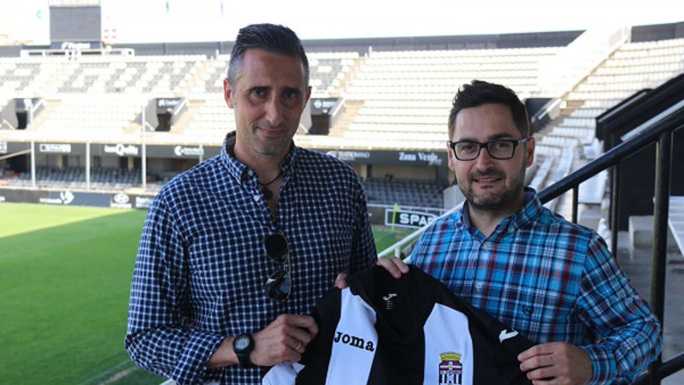 Juan Lillo: "El objetivo es hacer futbolistas que puedan llegar al primer equipo"