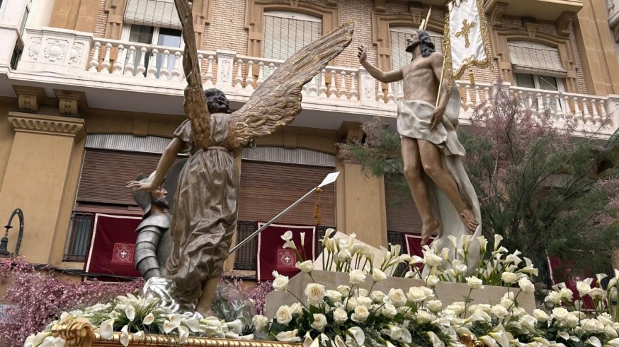 La Cofradía del Resucitado pone e broche de oro a la Semana Santa este Domingo de Resurrección