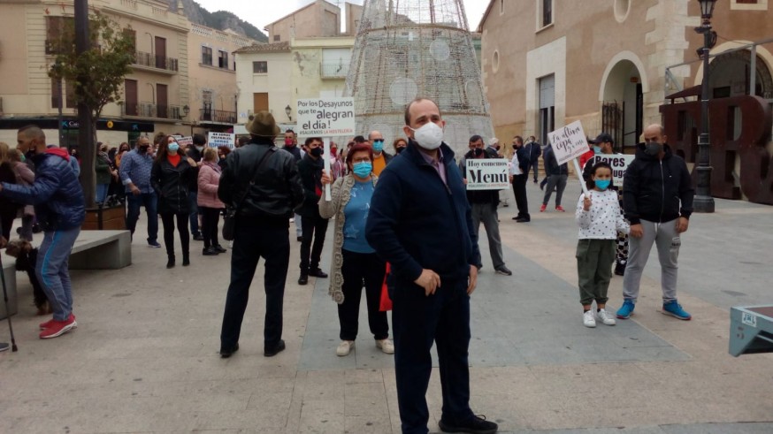 Protesta de los hosteleros de Cieza. Foto Antonio Gómez