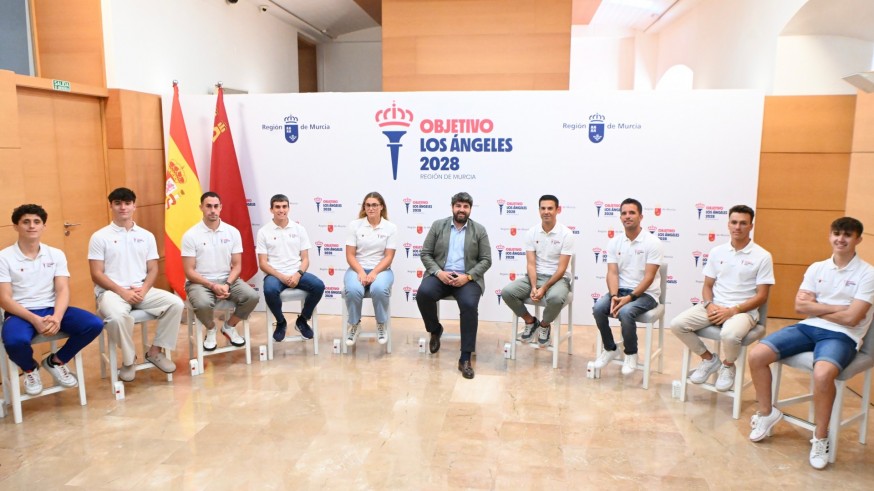 Becas regionales a 12 deportistas para que lleguen a Los Ángeles 2028