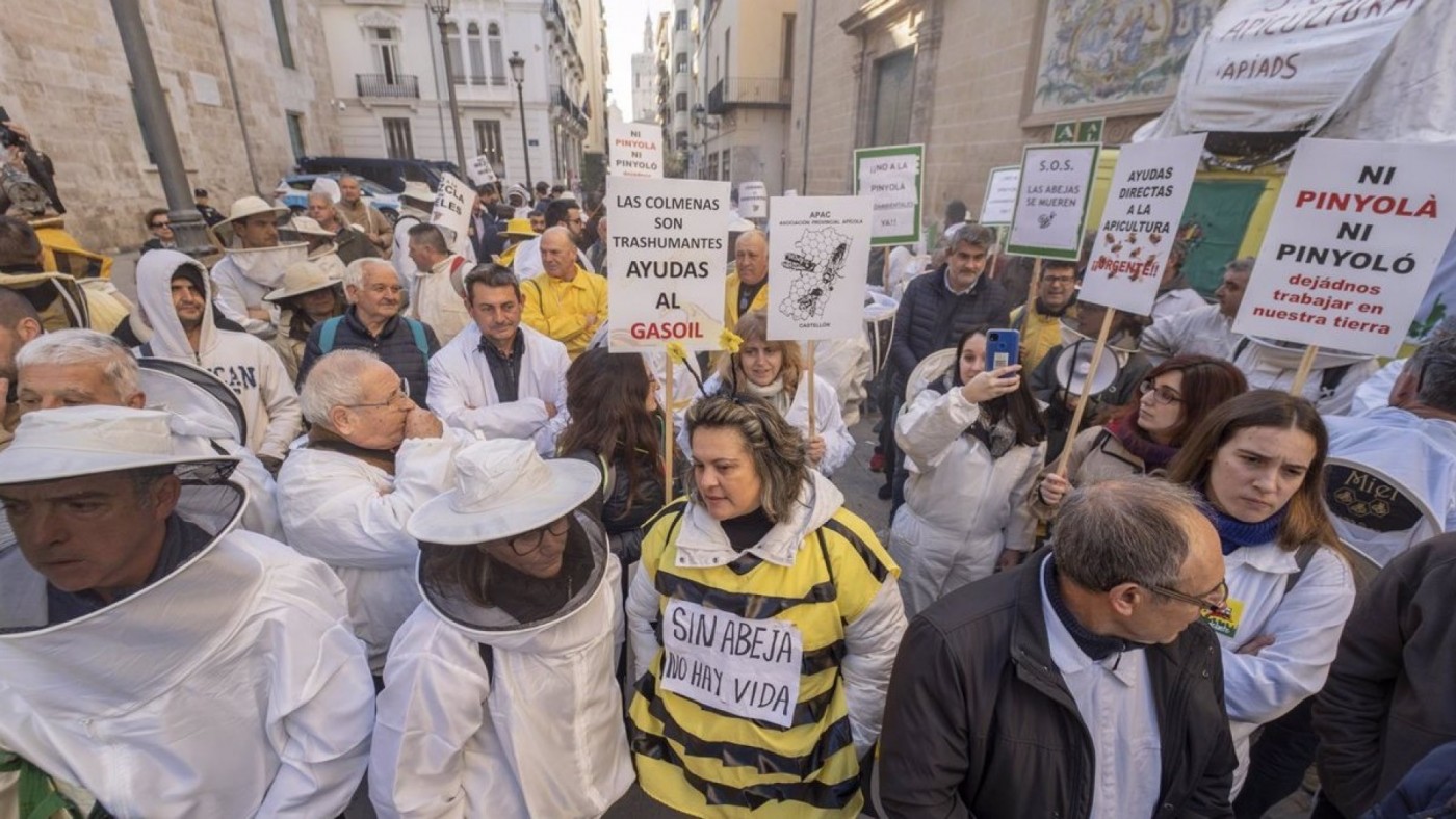 Apicultores de la Región se concentran este jueves en Madrid para protestar por la crisis del sector