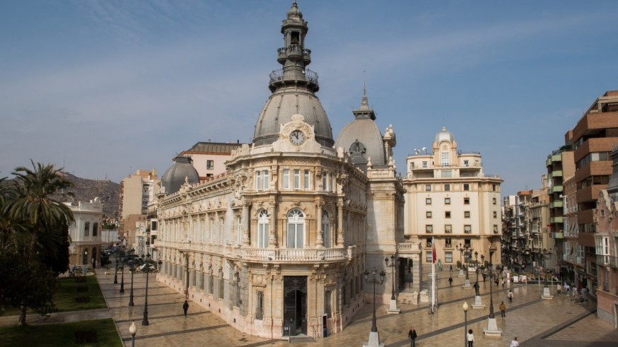 Cartagena pone en marcha la comisión de investigación sobre las cuentas de Turismo entre el choque del PP y la oposición