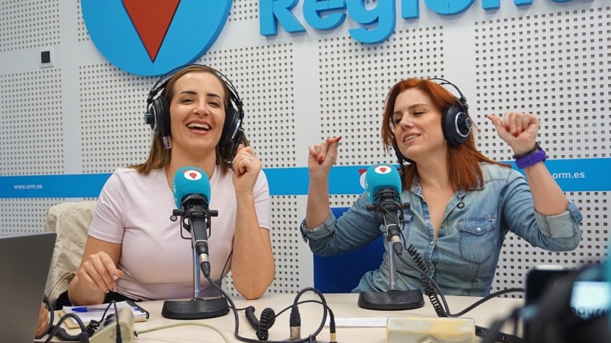 La hora pájara. Con las cómicas murcianas Nadia Guillamón y Carmencita Murcianica hablamos de las nuevas formas de pareja