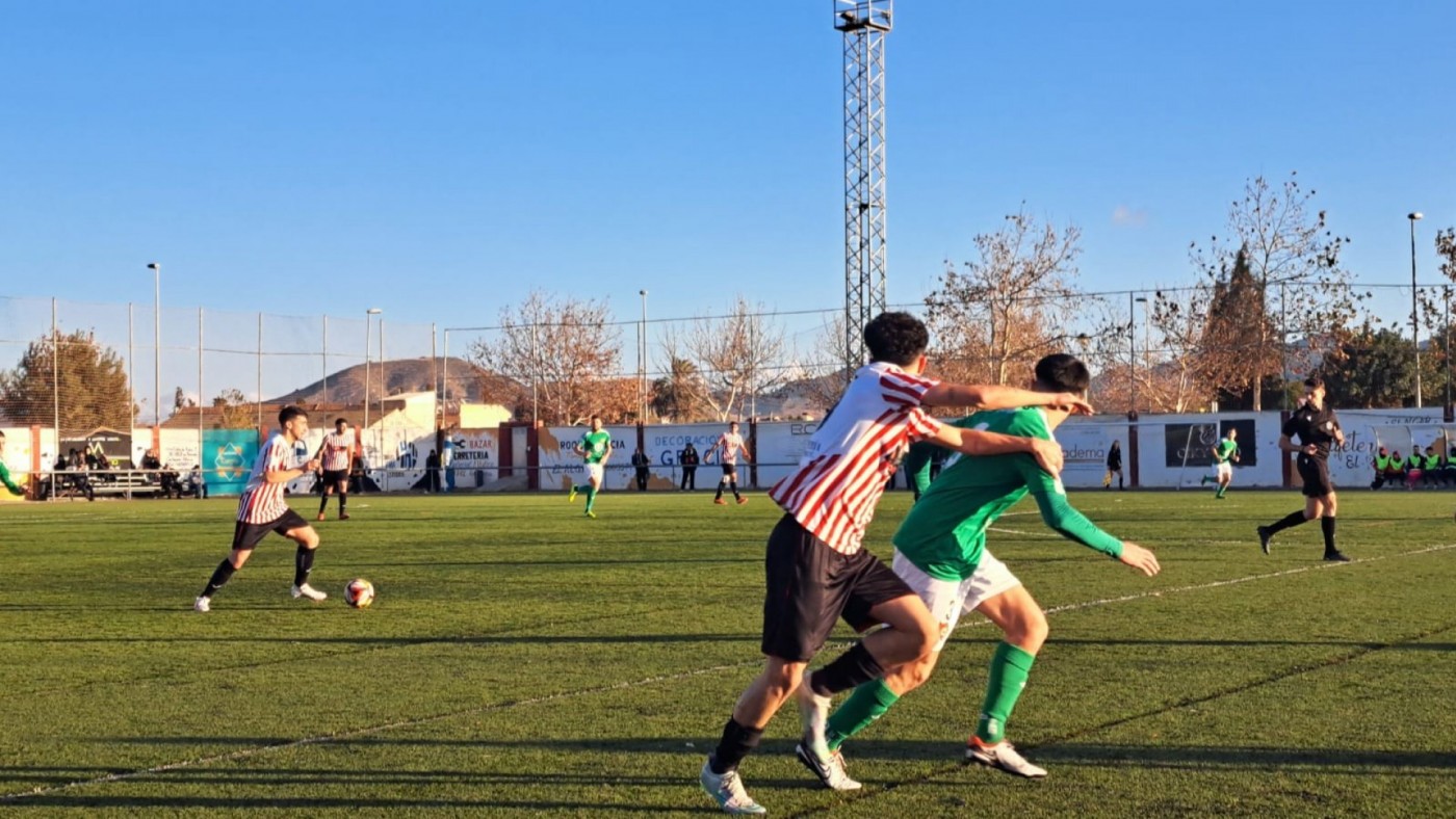 El Cieza se va de vacaciones con una sonrisa (0-1)