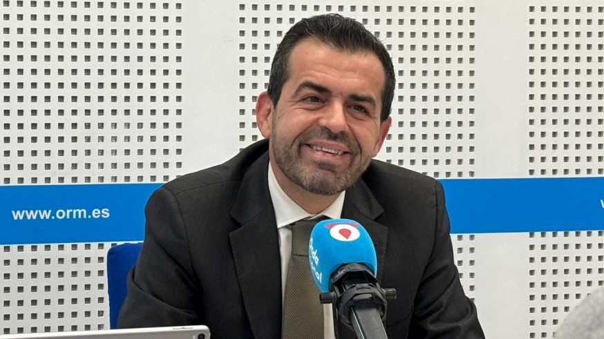 Alpañez defiende la reorganización de VOX en la Asamblea Regional y exige avances legislativos