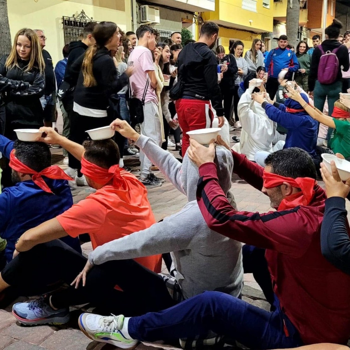Portada de EL ROMPEOLAS